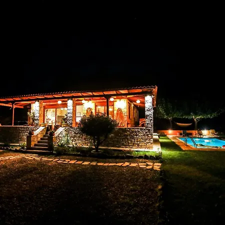 Hétvégi ház Fairytale Nerotriviá